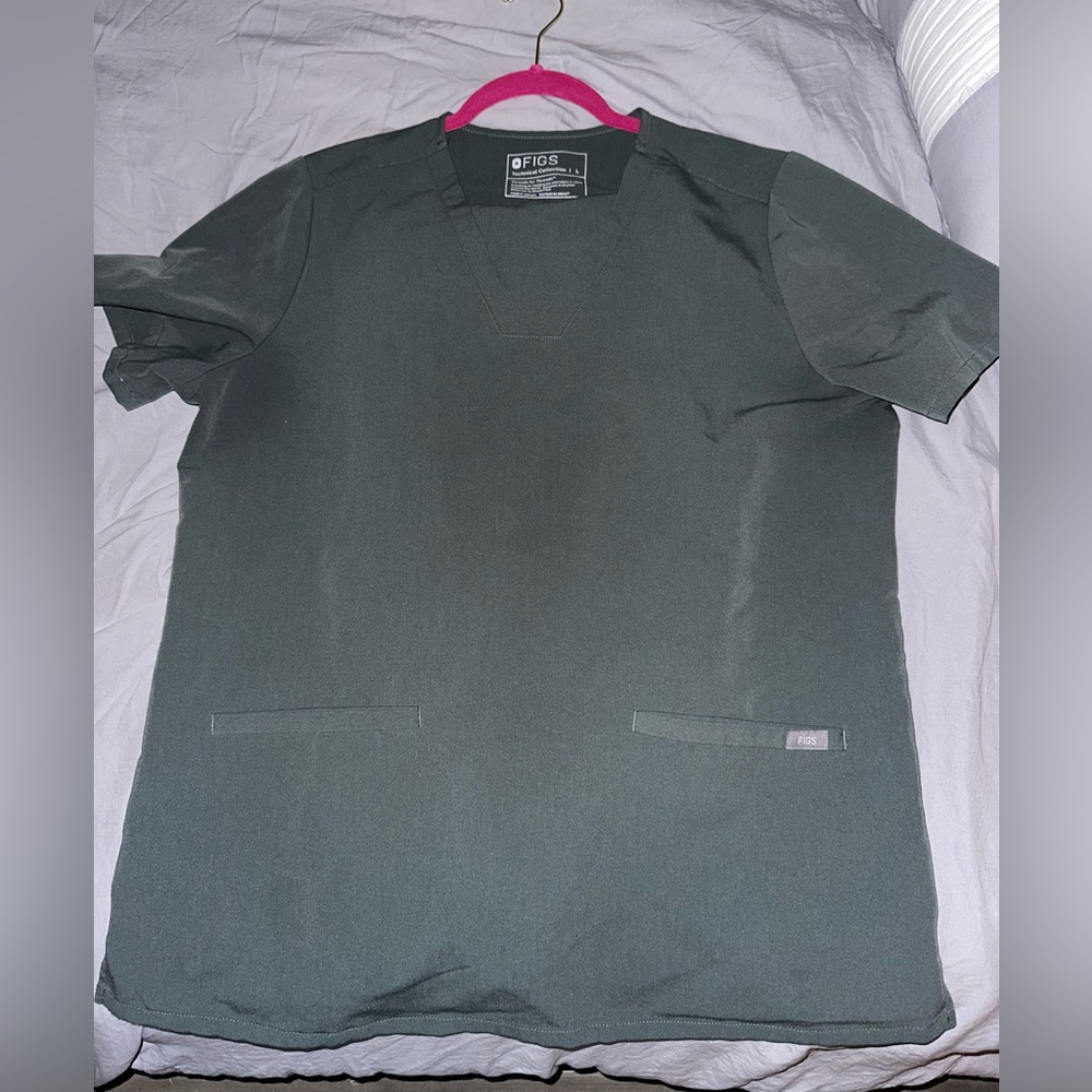Figs bonsai green scrub L top